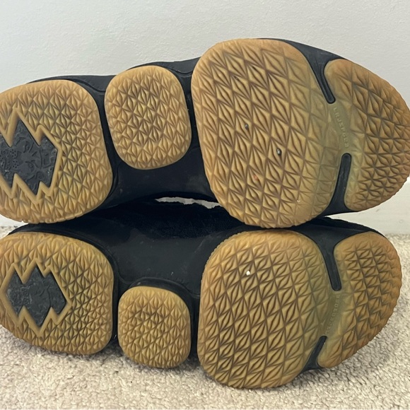 Youth Lebron 17 like new - Picture 5 of 5